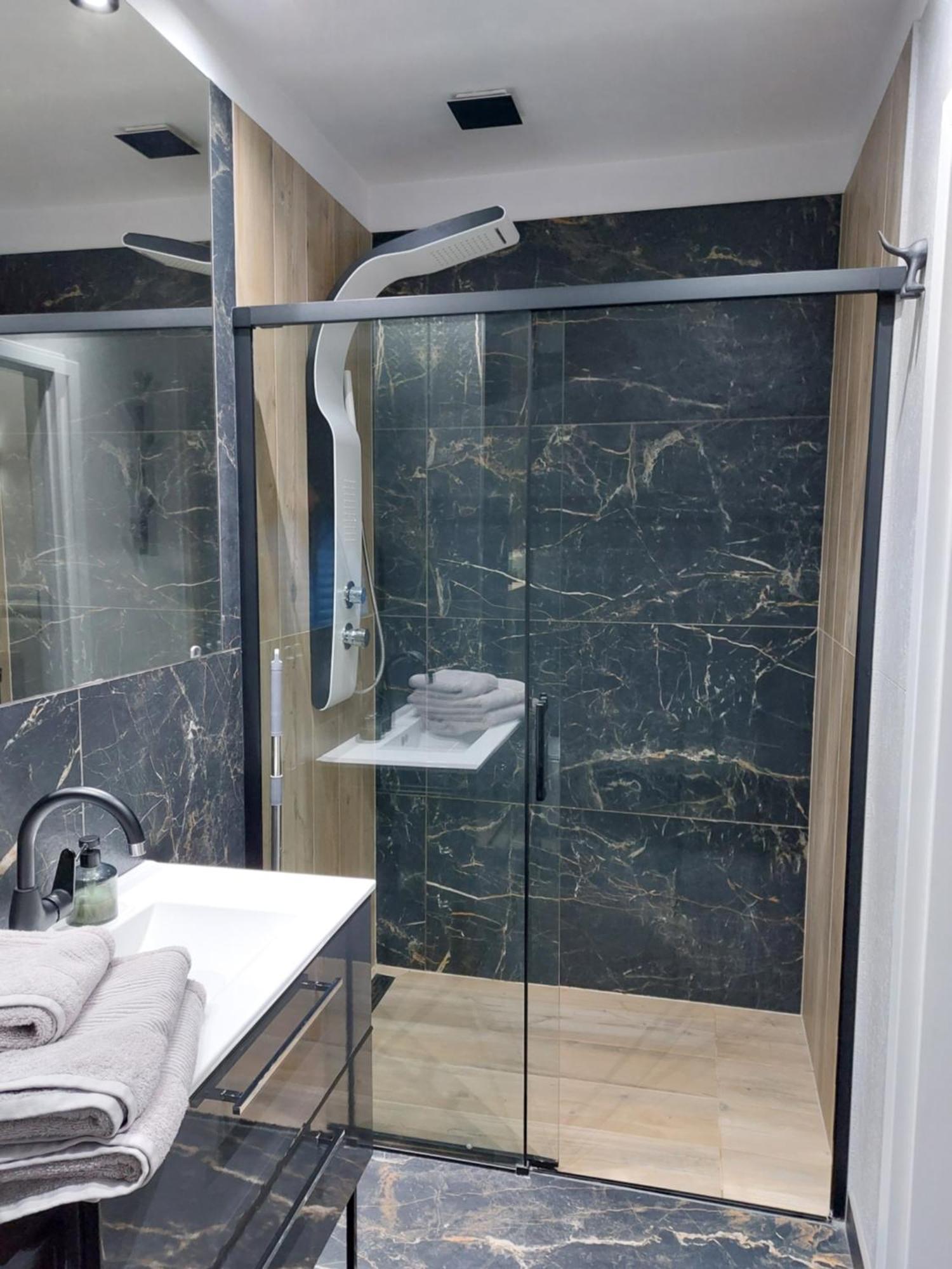 Glogow Przy Grodzkiej Apartman Kültér fotó